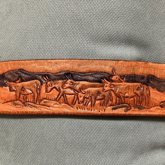 Leather belt engraved tooled dyed western cowboy horse theme (no buckle) unisex - Picture 3 of 17